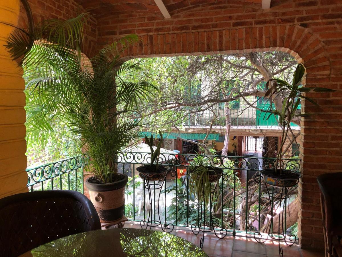 לינה וארוחת בוקר Tlaquepaque Casa Del Retono מראה חיצוני תמונה