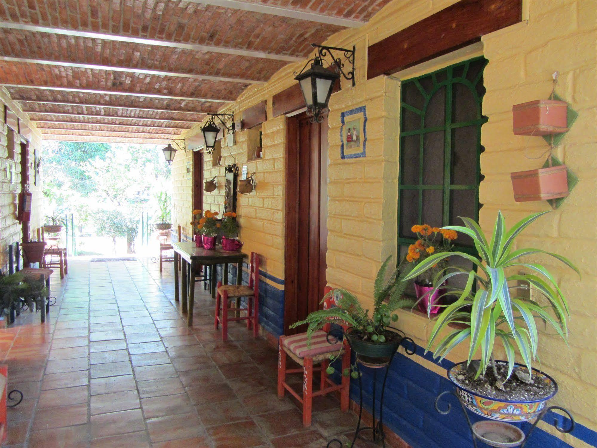 לינה וארוחת בוקר Tlaquepaque Casa Del Retono מראה חיצוני תמונה